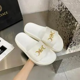 chaussons Versace